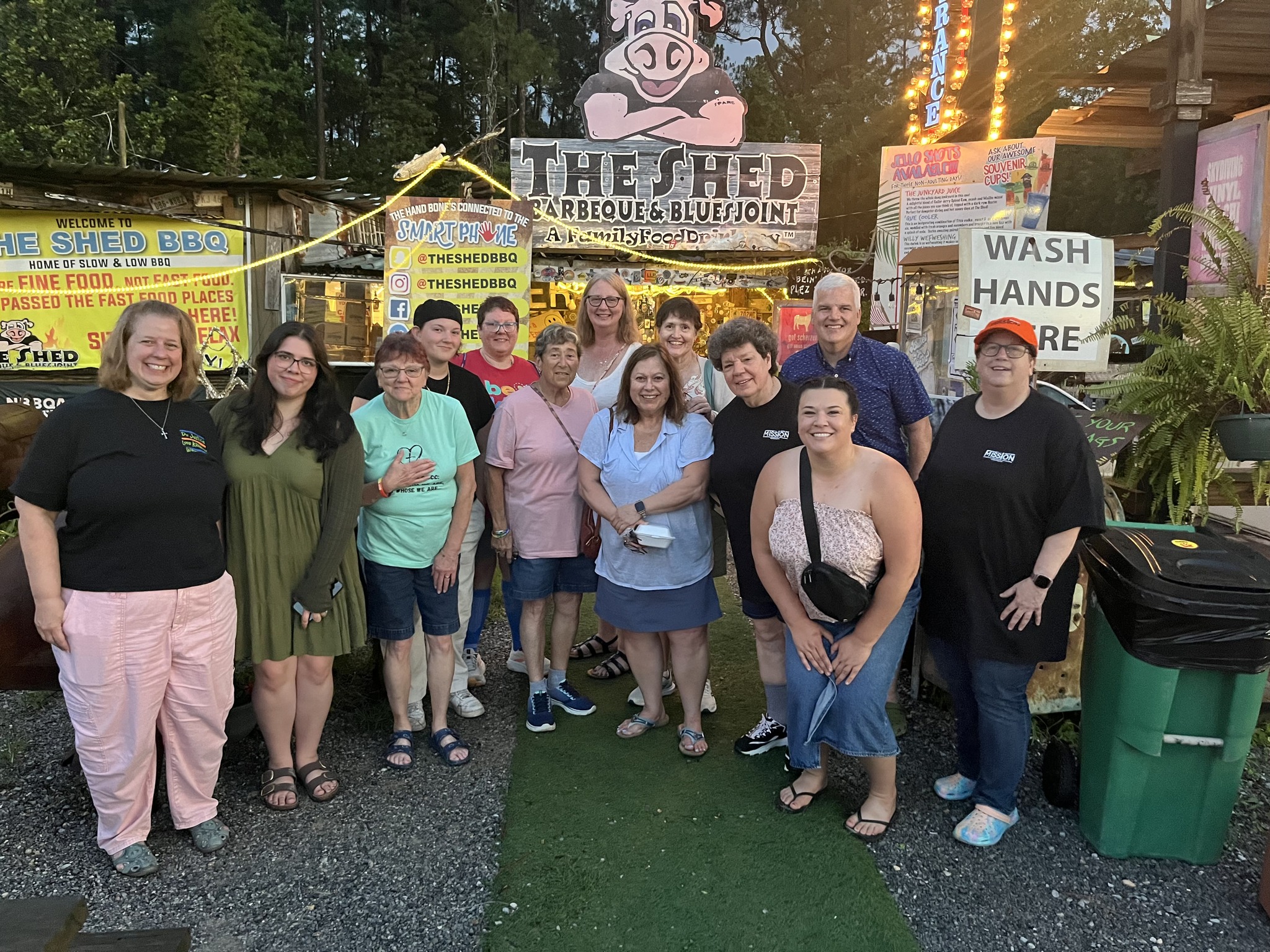Mission Team enjoying some Fellowship at The Shed in Biloxi, MS