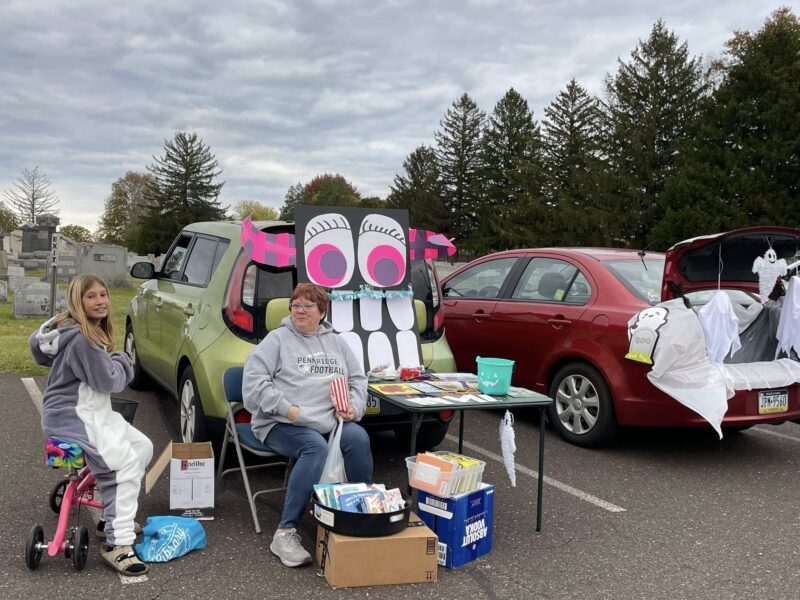 Trunk or Treat Book Station